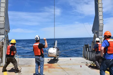 SUESI (Scripps Undersea Electromagnetic Source Instrument) ready for deployment. (Photo Samer Naif) SUESI (Scripps Undersea Electromagnetic Source Instrument) ready for deployment. (Photo Samer Naif)